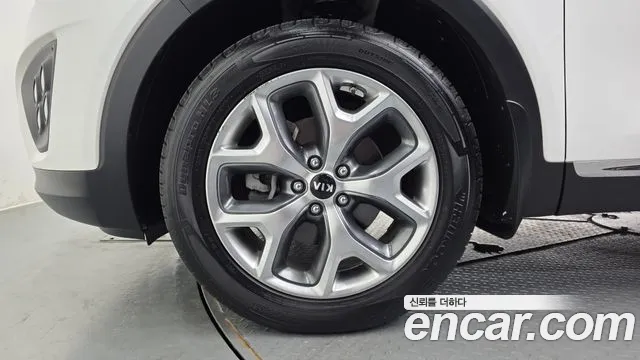 Kia Sorento 2016 thumb 12