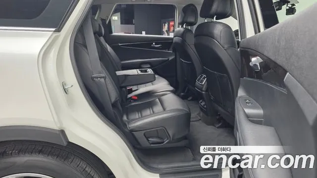 Kia Sorento 2016 thumb 8