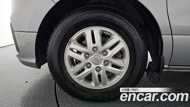 Hyundai Staria 2018 thumb 4