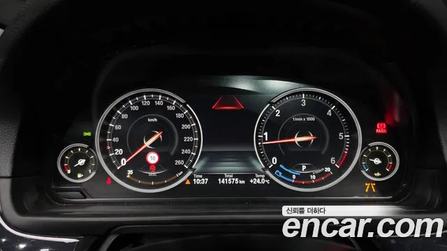 BMW 5 серии 2016 thumb 5