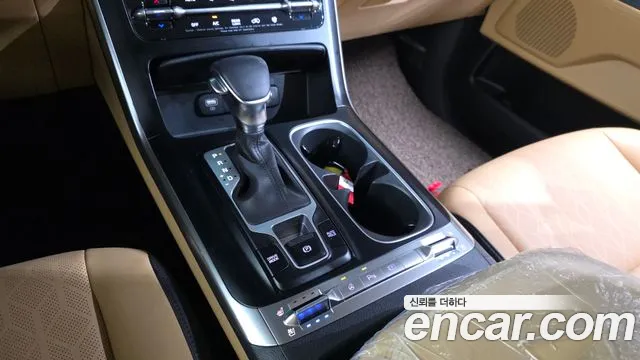 Kia Carnival 2023 thumb 6