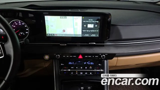 Kia Carnival 2023 thumb 10