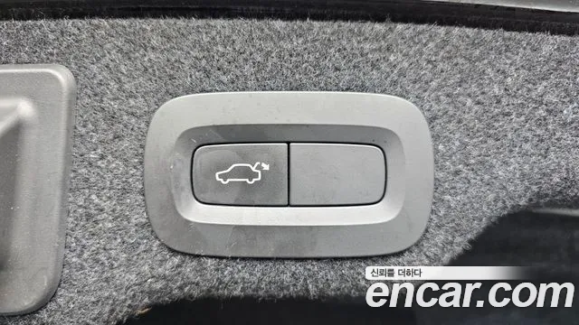 Volvo S90 2017 thumb 4