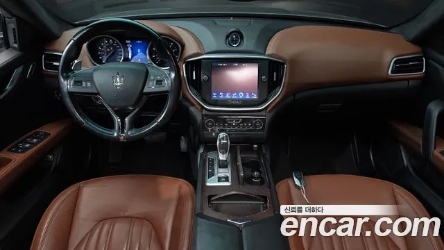 Maserati Ghibli 2015 thumb 9
