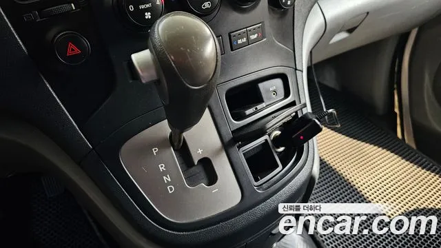 Hyundai Staria 2009 thumb 7