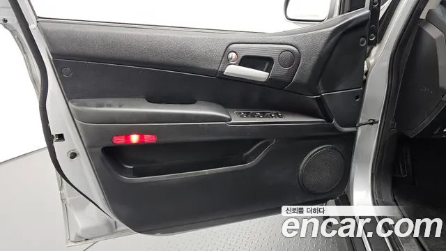 KGM Korando 2014 thumb 5