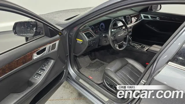 Hyundai Genesis 2016 thumb 9