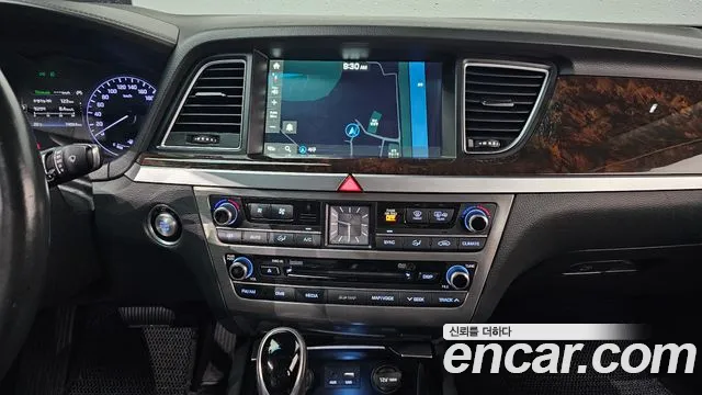 Hyundai Genesis 2016 thumb 10