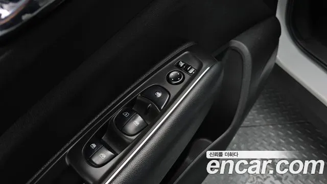 Renault QM6 2018 thumb 8