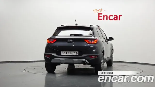 Kia Stonic 2018 thumb 8