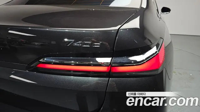 BMW 7 серии 2023 thumb 9