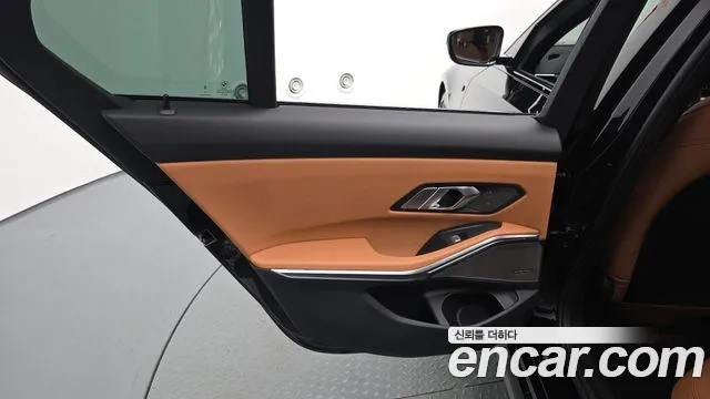 BMW 3 серии 2024 thumb 3