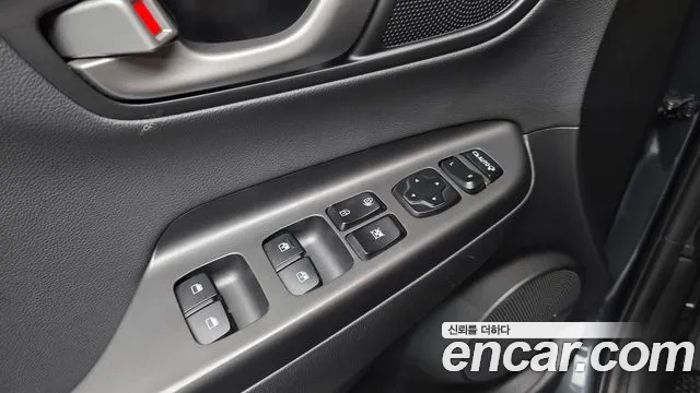 Hyundai Kona 2017 thumb 6