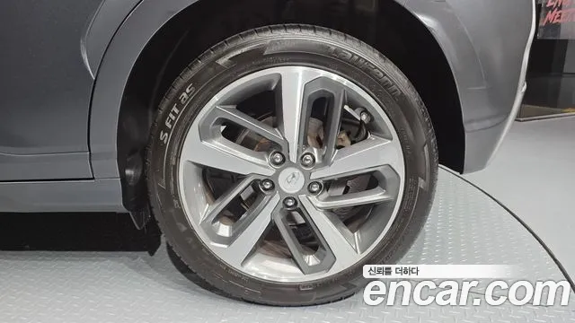 Hyundai Kona 2017 thumb 8