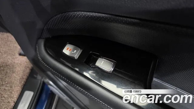 KGM Rexton 2022 thumb 2