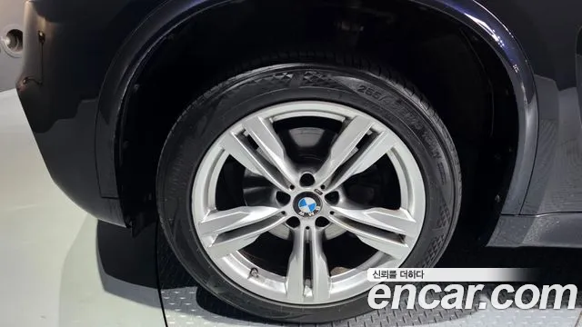 BMW X5 2018 thumb 4