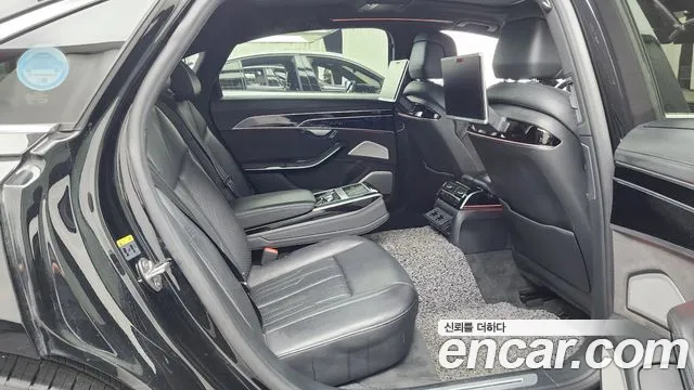 Audi A8 2019 thumb 12