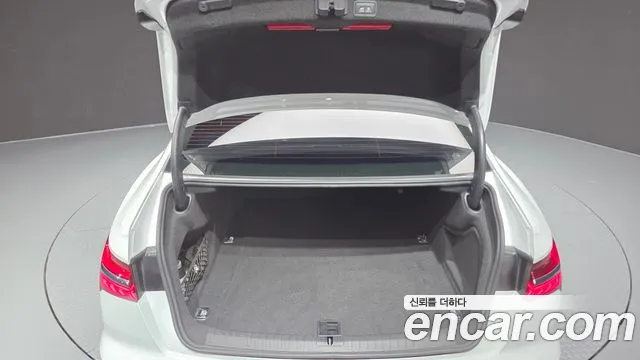 Audi A6 2020 thumb 10