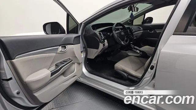 Honda Civic 2013 thumb 7
