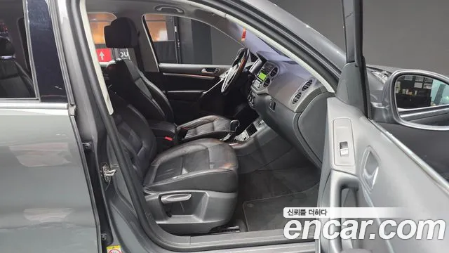Volkswagen Tiguan 2014 thumb 2