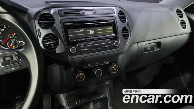 Volkswagen Tiguan 2014 thumb 11
