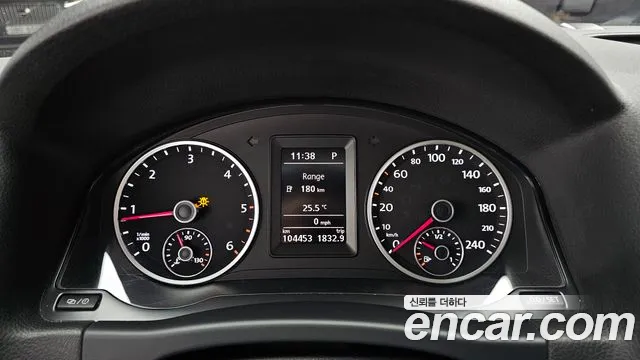 Volkswagen Tiguan 2015 thumb 12