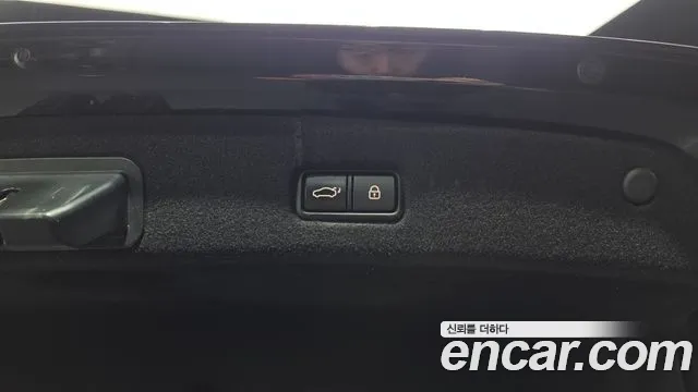 Kia K9 2018 thumb 7