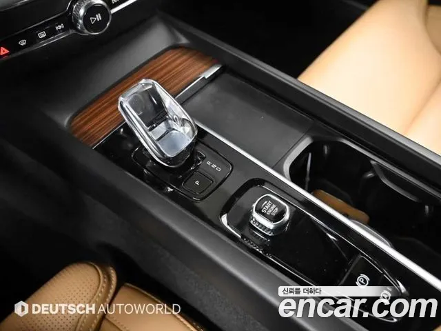 Volvo V60 Cross Country 2022 thumb 5
