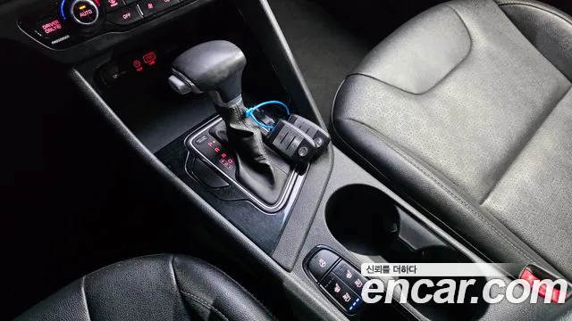 Kia Niro 2016 thumb 9