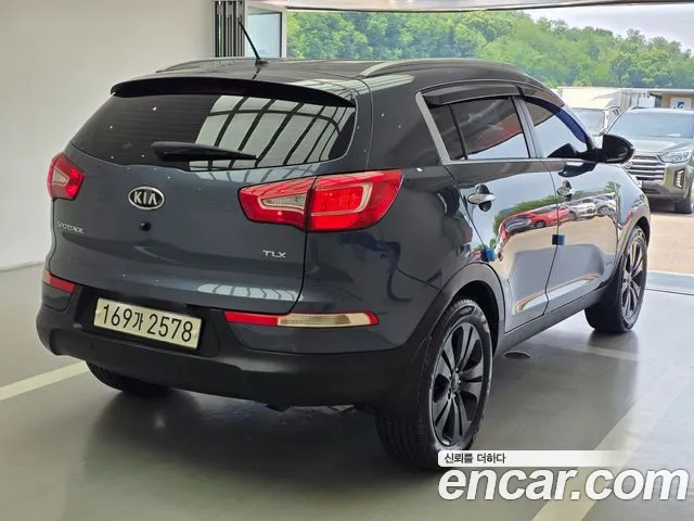Kia Sportage 2011 thumb 7