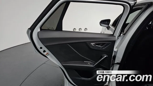 Audi Q2 2020 thumb 8
