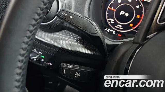 Audi Q2 2020 thumb 11