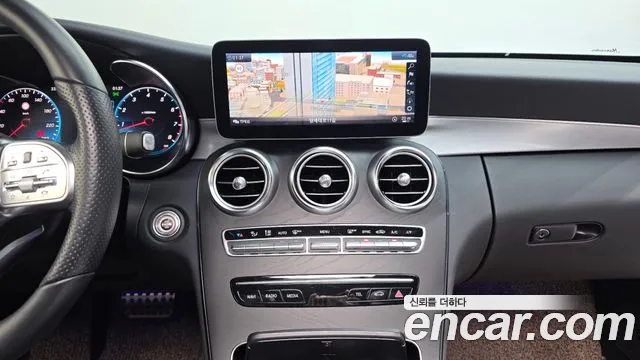 Mercedes-Benz C-Class 2021 thumb 7