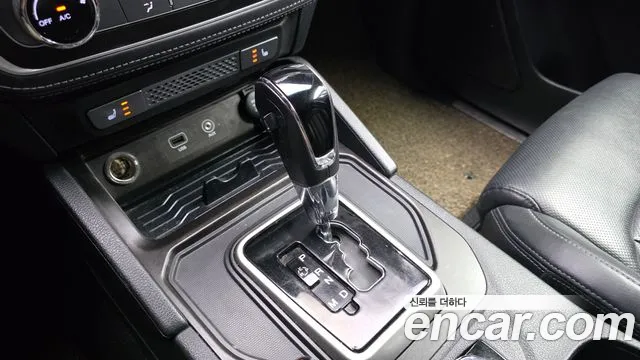KGM Rexton 2018 thumb 9