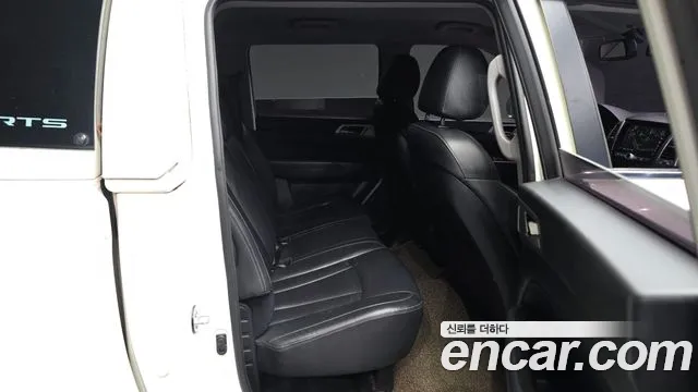 KGM Rexton 2018 thumb 3