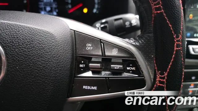 KGM Rexton 2018 thumb 12