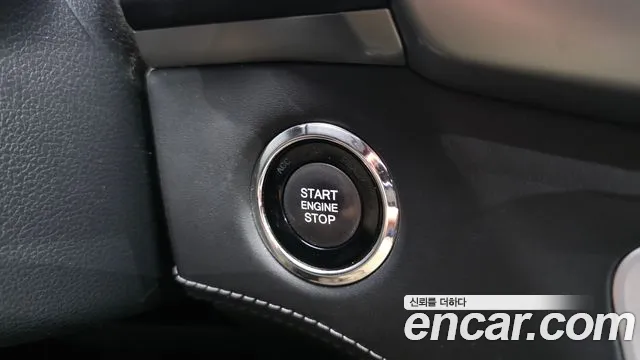 KGM Rexton 2018 thumb 11