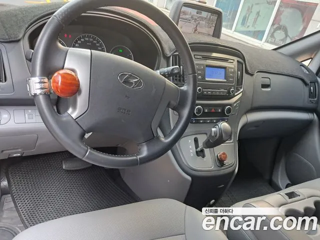 Hyundai Staria 2018 thumb 11