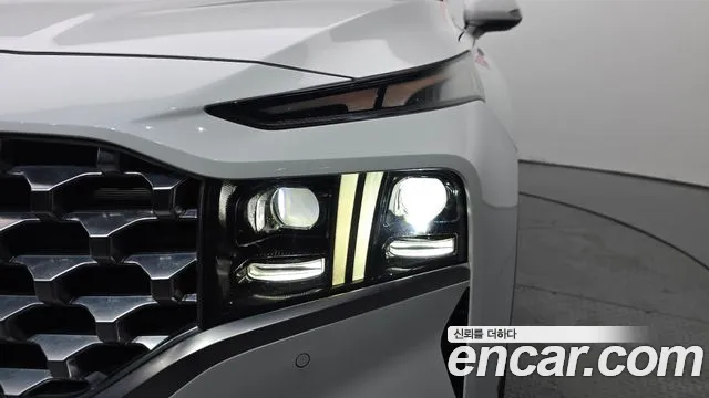 Hyundai Santa Fe 2021 thumb 8