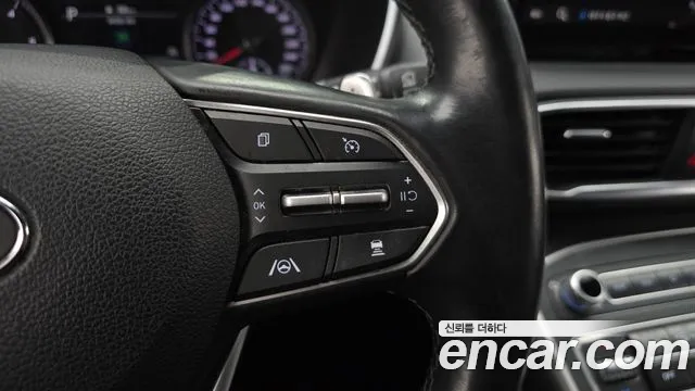Hyundai Santa Fe 2021 thumb 4