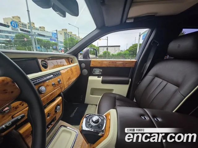Rolls-Royce Phantom 2013 thumb 9