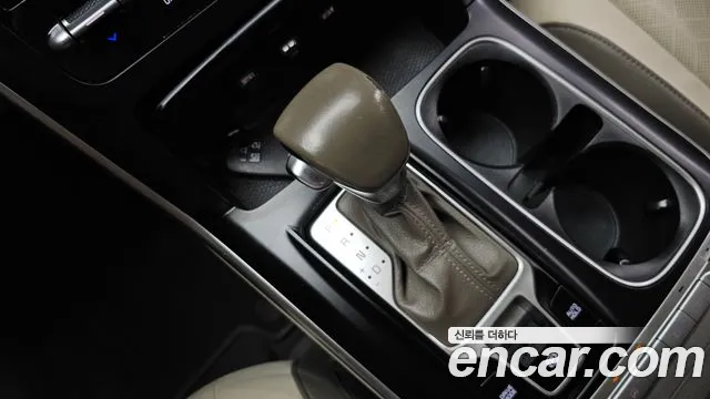 Kia Carnival 2020 thumb 9