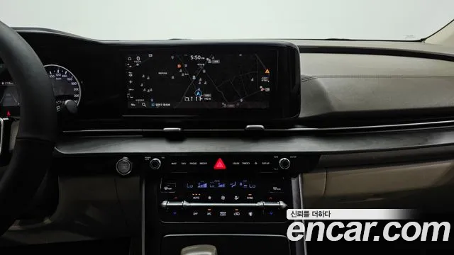 Kia Carnival 2020 thumb 3