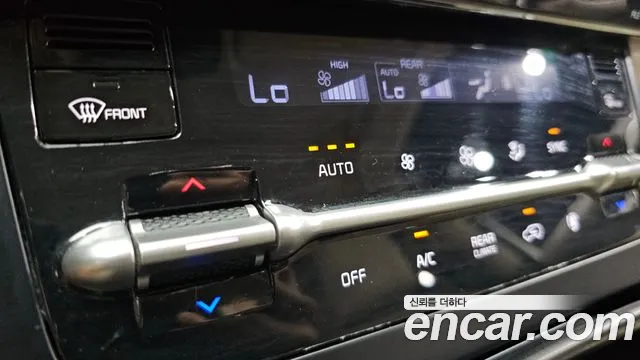 Kia Carnival 2020 thumb 6