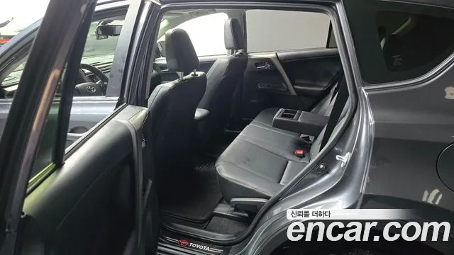 Toyota RAV4 2015 thumb 2