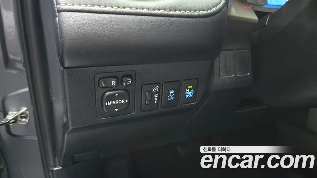 Toyota RAV4 2015 thumb 7