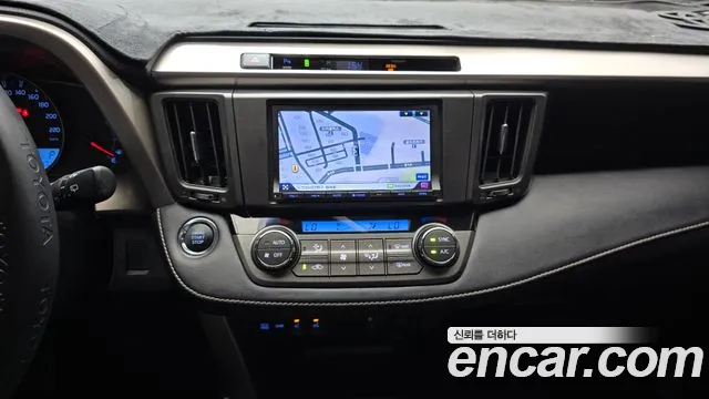 Toyota RAV4 2015 thumb 6