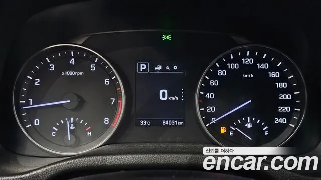 Hyundai AD 2016 thumb 2