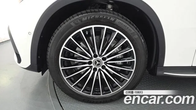 Mercedes-Benz GLC 2025 thumb 5