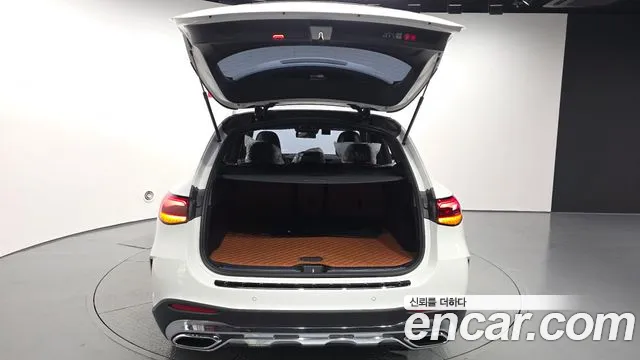 Mercedes-Benz GLC 2025 thumb 6